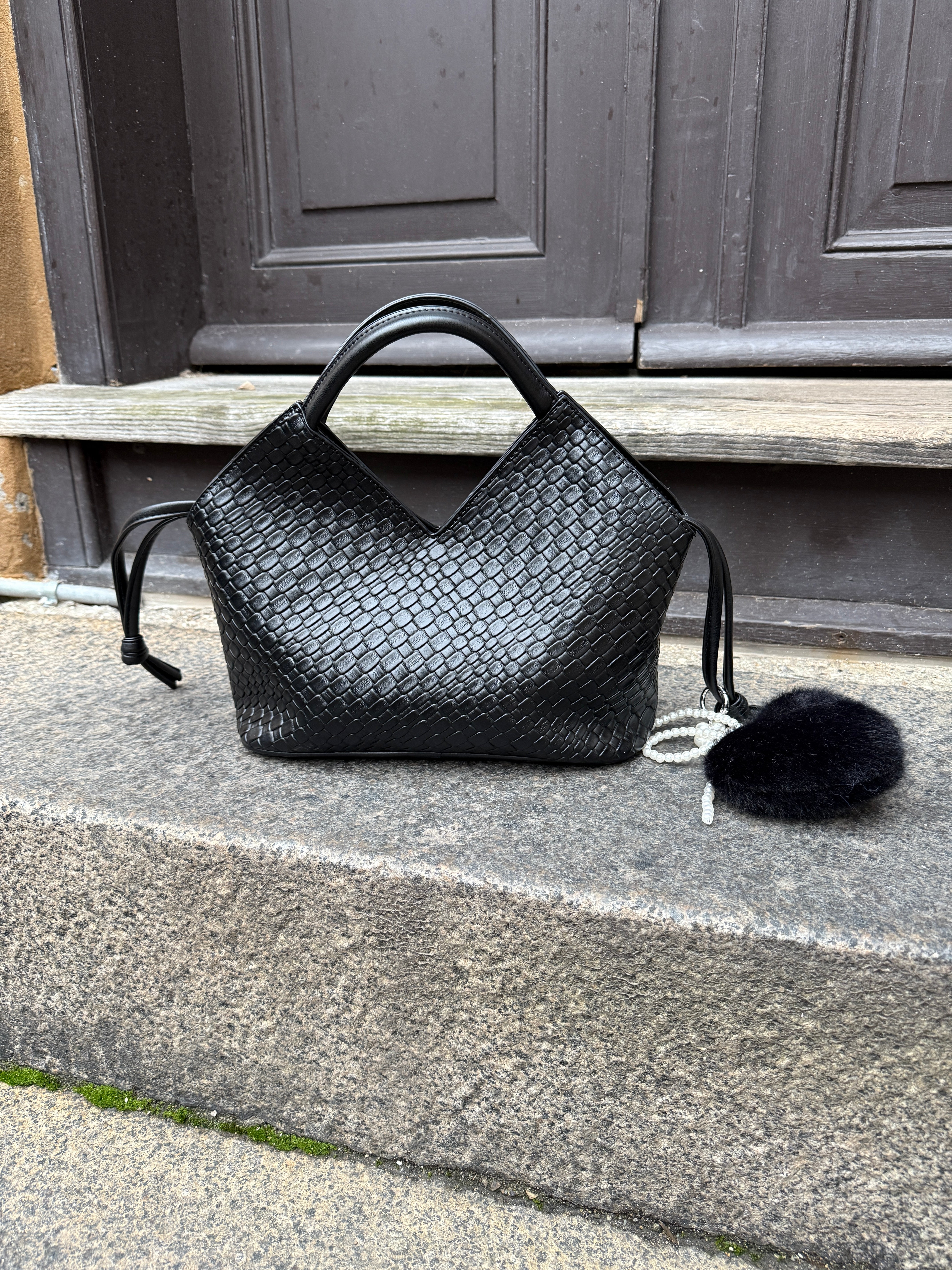 PREORDER: PCMANNI BRAIDED CROSS BODY BAG - Black